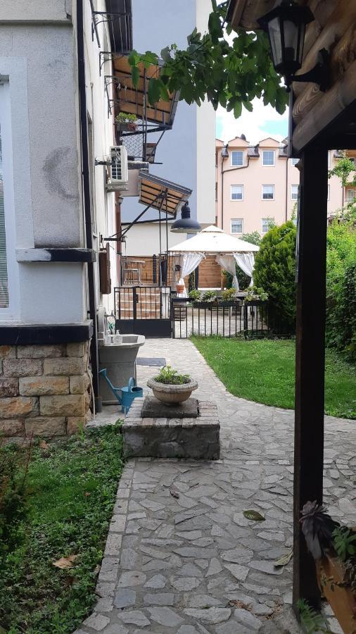 The House Apartments & Guest Rooms Ohrid Extérieur photo