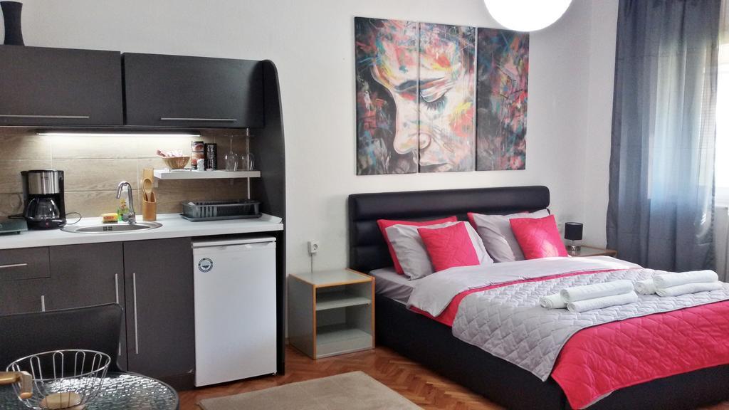 The House Apartments & Guest Rooms Ohrid Extérieur photo